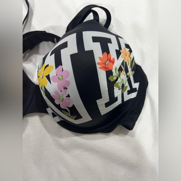 PINK VS Victoria Secret bra black t-shirt wear everywhere lightly lined 42C - Picture 4 of 8